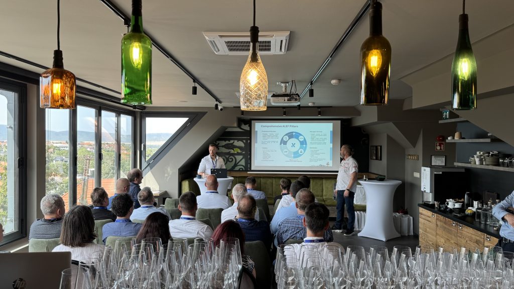 A bevezető után színpadra léptek az Alef képviseletében érkező Cisco szakemberek