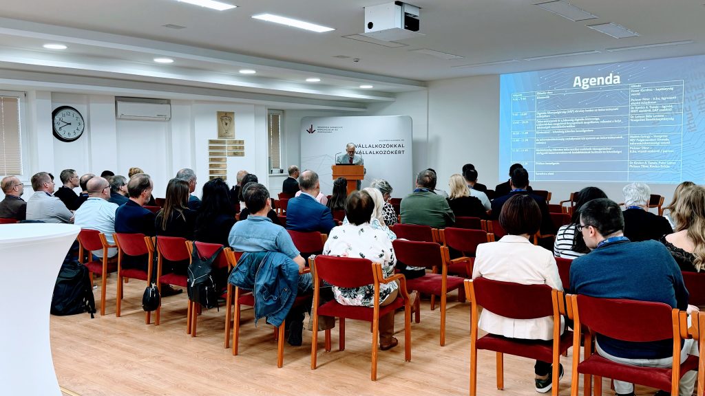 A digitalizáció előnyei és kockázatai